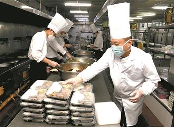 青岛市组织部分有资质的餐饮企业向社会提供团体订餐配送服务